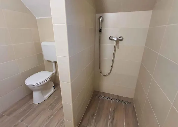 In - Balaton 18989 Keszthely