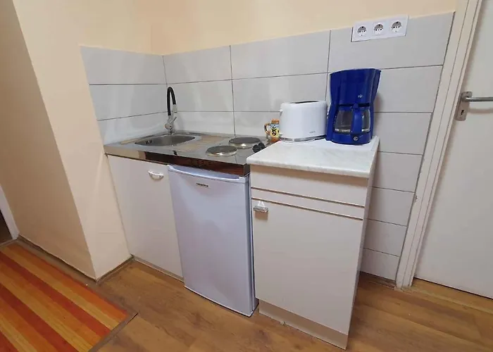 In - Balaton 18989 Keszthely